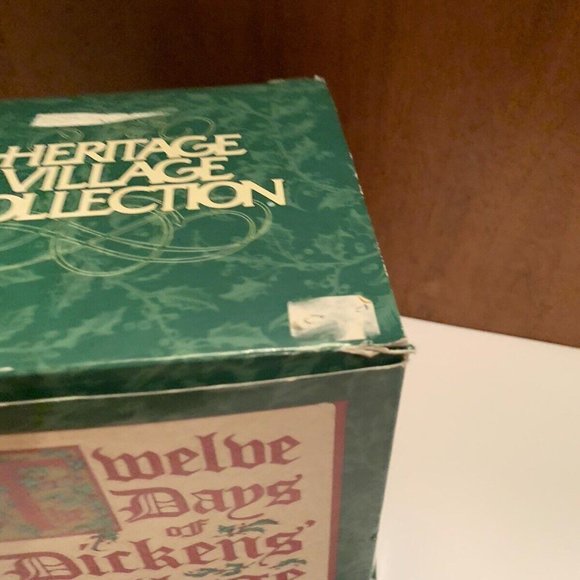 12 Days Of Dickens Village Department 56 Dept 56 A Partridge In A Pear Tree - Picture 3 of 12